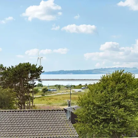 Beautiful Home In Ebeltoft With Sauna *